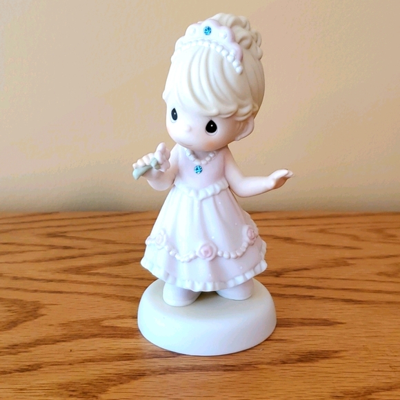 Precious Moments collectible figurine
